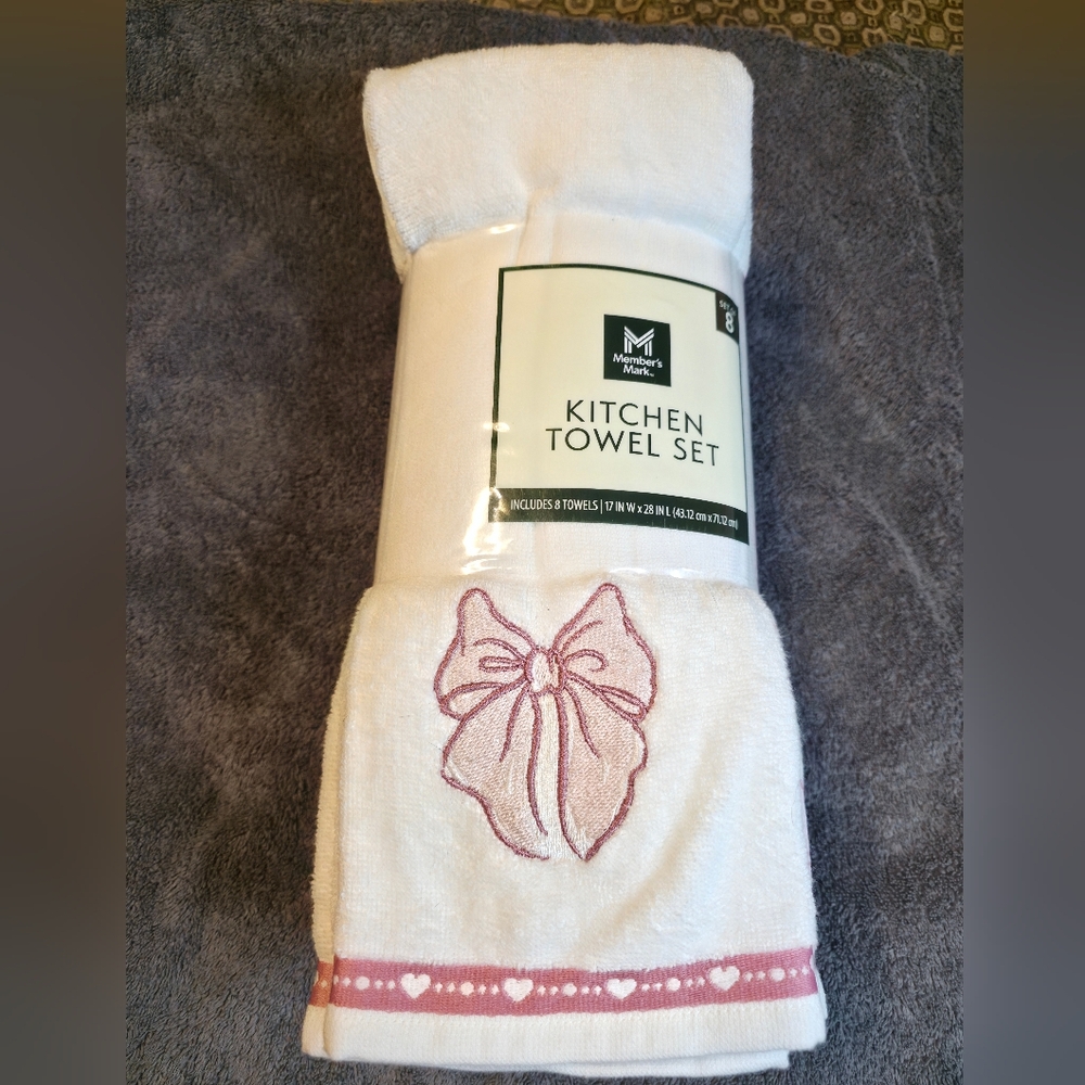 Member's Mark 100% Cotton Kitchen Towel Set with Pink Bow Accent